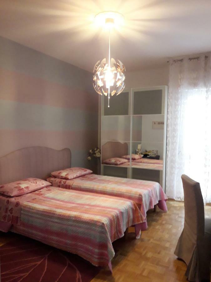 Happy Holidays Welcome Trieste Exterior photo
